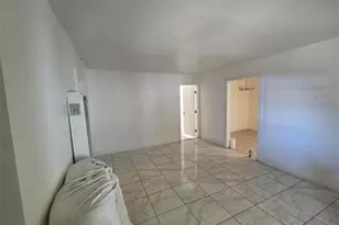 1510 E Ave R, Palmdale, CA 93550 - Photo 6