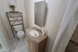 1510 E Ave R, Palmdale, CA 93550 - Photo 16