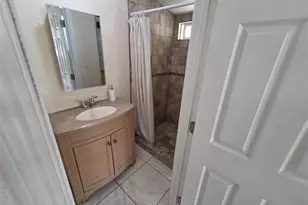 1510 E Ave R, Palmdale, CA 93550 - Photo 20