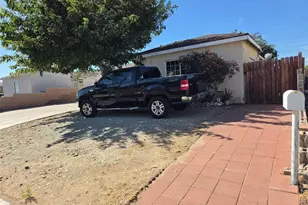 1510 E Ave R, Palmdale, CA 93550 - Photo 4