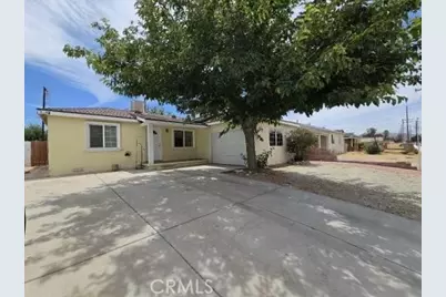 1510 E Avenue R, Palmdale, CA 93550 - Photo 1