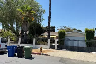7827 Bakman, Los Angeles, CA 91352 - Photo 2