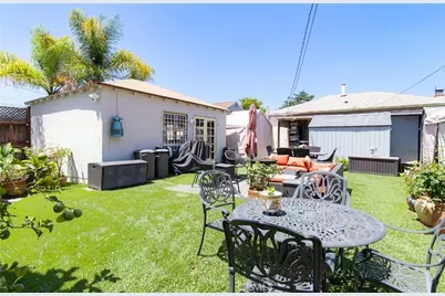 8318 Flight, Los Angeles, CA 90045 - Photo 14