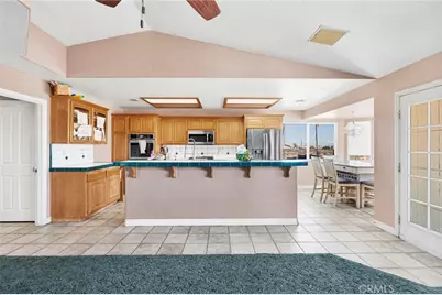 10439 Mesa, Oak Hills, CA 92344 - Photo 14