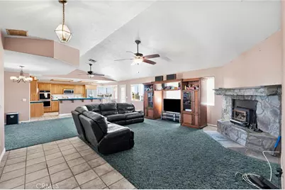 10439 Mesa, Oak Hills, CA 92344 - Photo 8