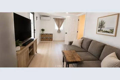 1558 W 105th, Los Angeles, CA 90047 - Photo 18