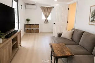 1558 W 105th, Los Angeles, CA 90047 - Photo 18