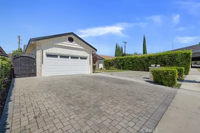 11001 Gothic Avenue, Granada Hills, CA 91344 - Photo 2