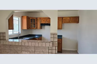 8416 Graham, Los Angeles, CA 90001 - Photo 4
