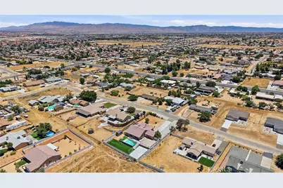16346 Teton, Victorville, CA 92395 - Photo 60