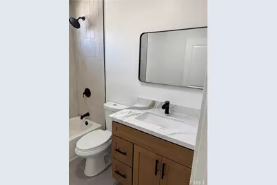 709 S Chester Avenue, Compton, CA 90221 - Photo 16