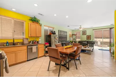 43022 Carpenter, Lancaster, CA 93535 - Photo 6