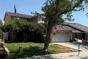27544 Lovage Ct, Saugus, CA 91350 - Photo 2