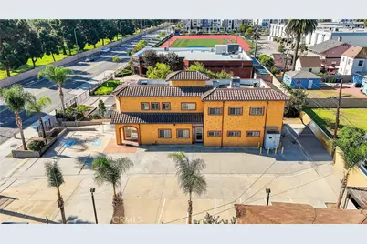 447 N Prairie Avenue, Inglewood, CA 90301 - Photo 2