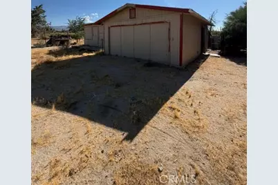 11030 Ailanthus, Phelan, CA 92371 - Photo 4