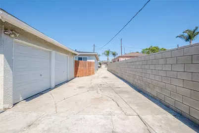 1627 Broad Avenue, Wilmington, CA 90744 - Photo 22