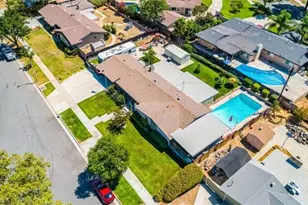 2390 Gloucester, Riverside, CA 92506 - Photo 38