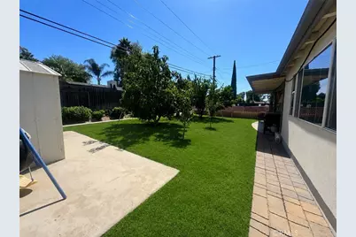 2390 Gloucester, Riverside, CA 92506 - Photo 24