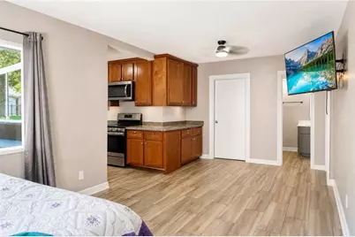 737 E 47th Street, Los Angeles, CA 90011 - Photo 32