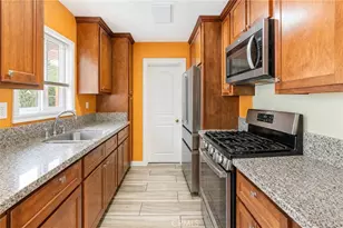 737 E 47th St, Los Angeles, CA 90011 - Photo 38