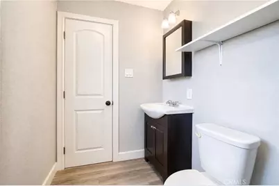 737 E 47th Street, Los Angeles, CA 90011 - Photo 42