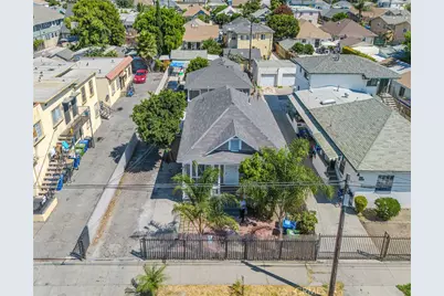 737 E 47th Street, Los Angeles, CA 90011 - Photo 12