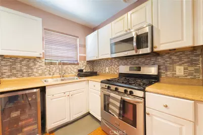 1083 E E Street, Ontario, CA 91764 - Photo 8