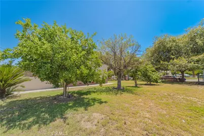 1083 E E Street, Ontario, CA 91764 - Photo 4