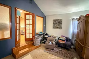 10239 Garfield, South Gate, CA 90280 - Photo 12