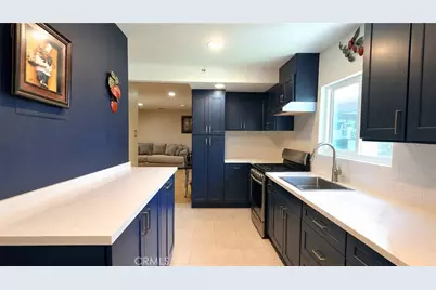 10239 Garfield, South Gate, CA 90280 - Photo 10