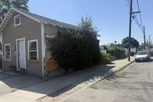 1087 W 9th, San Bernardino, CA 92411 - Photo 6