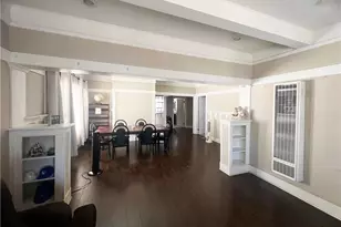 4112 S Budlong Ave, Los Angeles, CA 90037 - Photo 4