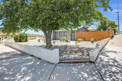 16853 Forrest, Victorville, CA 92395 - Photo 2