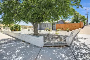 16853 Forest, Victorville, CA 92395 - Photo 2