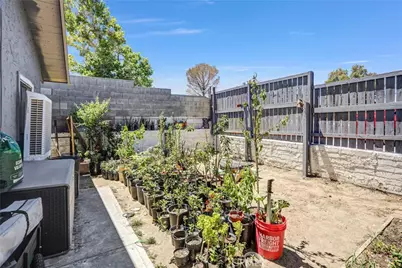 16853 Forrest, Victorville, CA 92395 - Photo 20