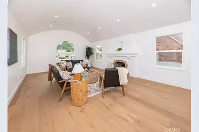 4832 S Victoria, View Park, CA 90043 - Photo 12