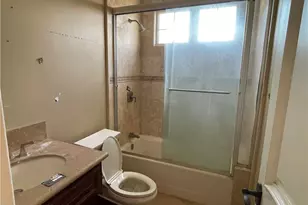 10040 Mattock Ave, Downey, CA 90240 - Photo 20