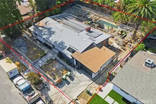 24222 Caris, Woodland Hills, CA 91367 - Photo 4