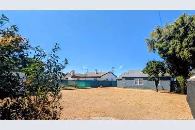 1034 W Poplar Street, Compton, CA 90220 - Photo 8