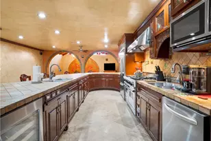 1023 Guinea, Whittier, CA 90601 - Photo 6