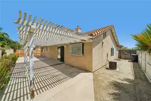 2320 W Sunrise Dr, Rialto, CA 92377 - Photo 44