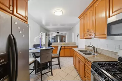 2324 E 108th, Los Angeles, CA 90059 - Photo 10