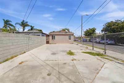 2324 E 108th, Los Angeles, CA 90059 - Photo 18
