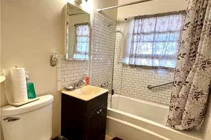 823 E 102nd, Los Angeles, CA 90002 - Photo 10