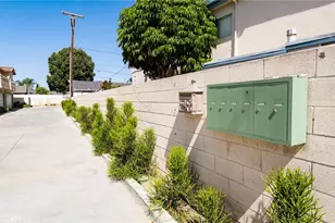 8317 Alameda St, Downey, CA 90242 - Photo 26