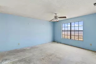8885 Corto Rd, Apple Valley, CA 92308 - Photo 10