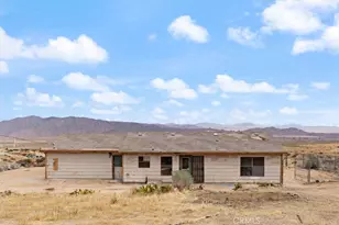 8885 Corto Rd, Apple Valley, CA 92308 - Photo 30