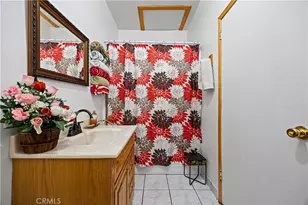 707 W 49th St, Los Angeles, CA 90037 - Photo 10