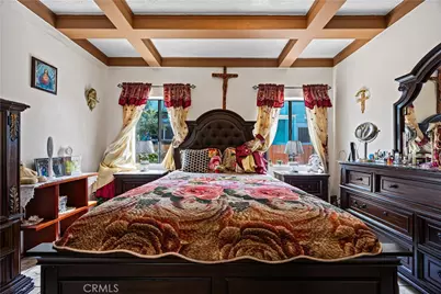 707 W 49th Street, Los Angeles, CA 90037 - Photo 6