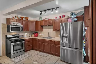 394 S Eucalyptus, Rialto, CA 92376 - Photo 18